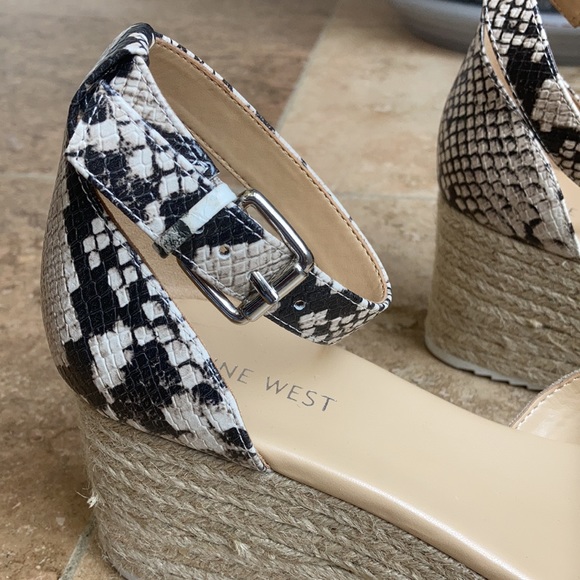 Nine West cream snake print ankle espadrilles - Picture 7 of 8